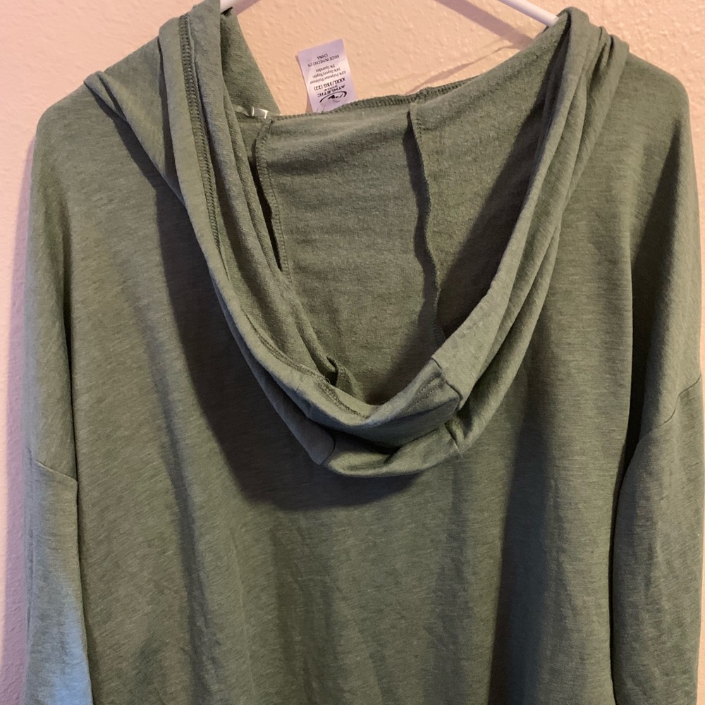 Olive green blouse with hood SZ 3x
